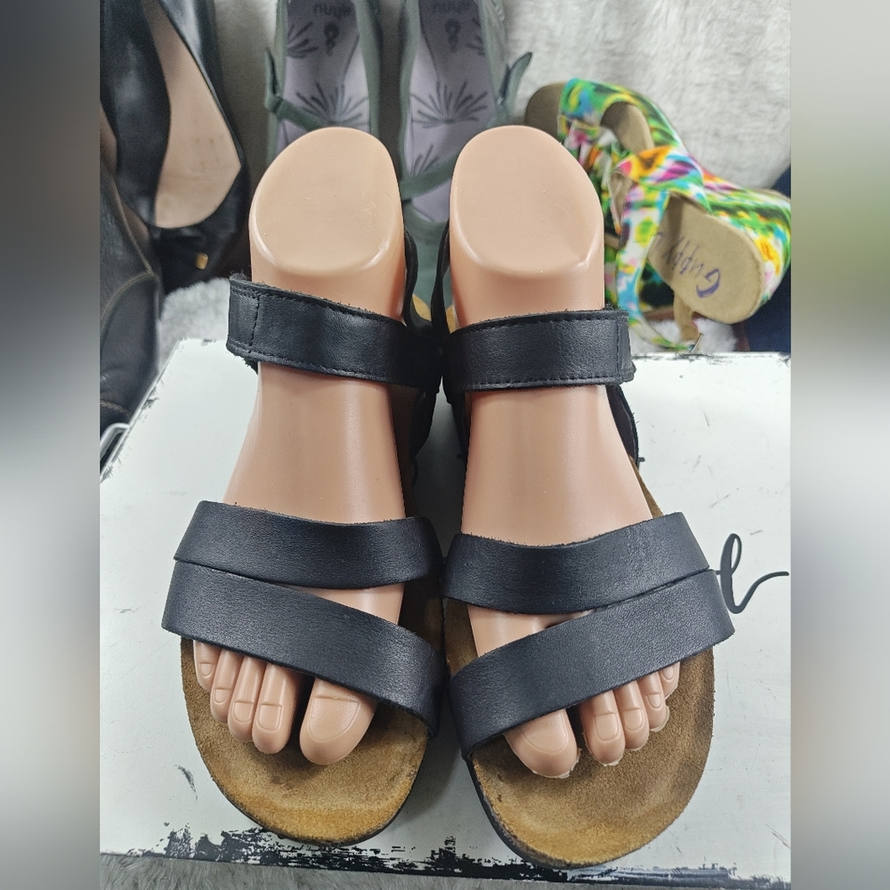 Naot Kayla Black Leather Slingback Adjustable Sandals Women’s Size 38 (US 7–7.5
